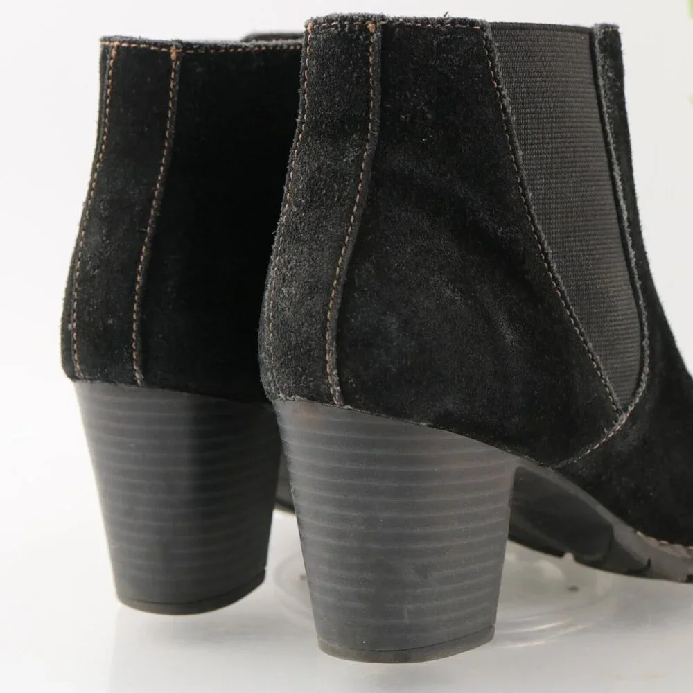 Clarks Women's Pause Camelia Boot Size 7 Chelsea Black Suede Block Heel Comfy - Picture 5 of 13